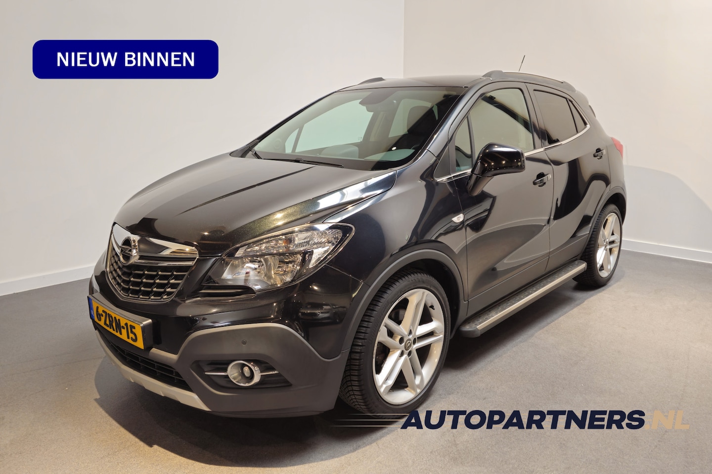 Opel Mokka - 1.4 T Cosmo - Navi - Achteruitrijcamera - Sensoren voor en achter - Trekhaak - NAP - AutoWereld.nl