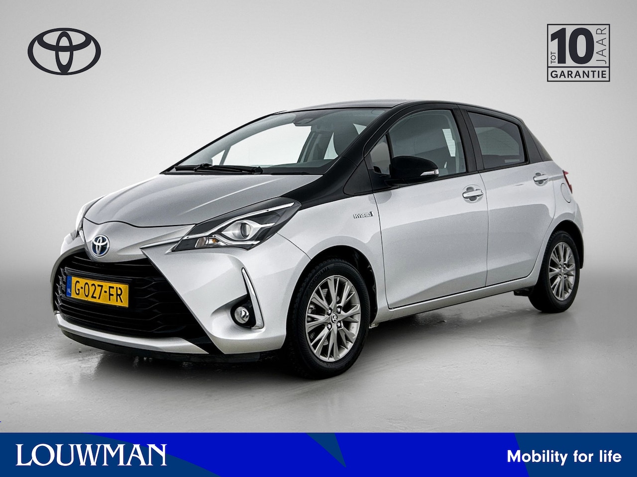 Toyota Yaris - 1.5 Hybrid Dynamic Bi-Tone | Navigatie | LM velgen | Climate control | Cruise control | - AutoWereld.nl