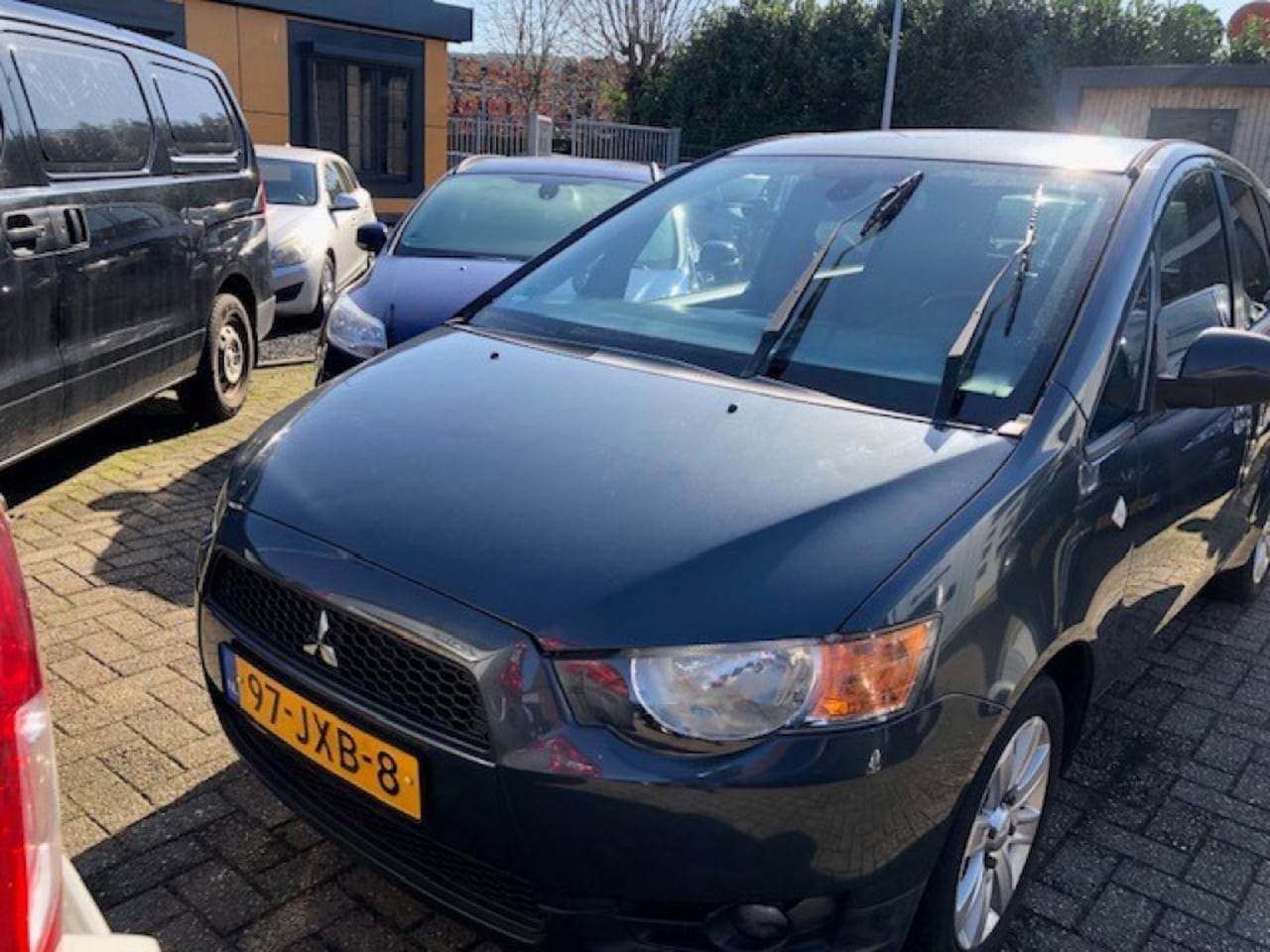 Mitsubishi Colt - 1.3 Edition Two 1.3 EDITION TWO - AutoWereld.nl