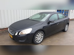Volvo S60 - 1.6 T4 180 pk KINETIC Automaat