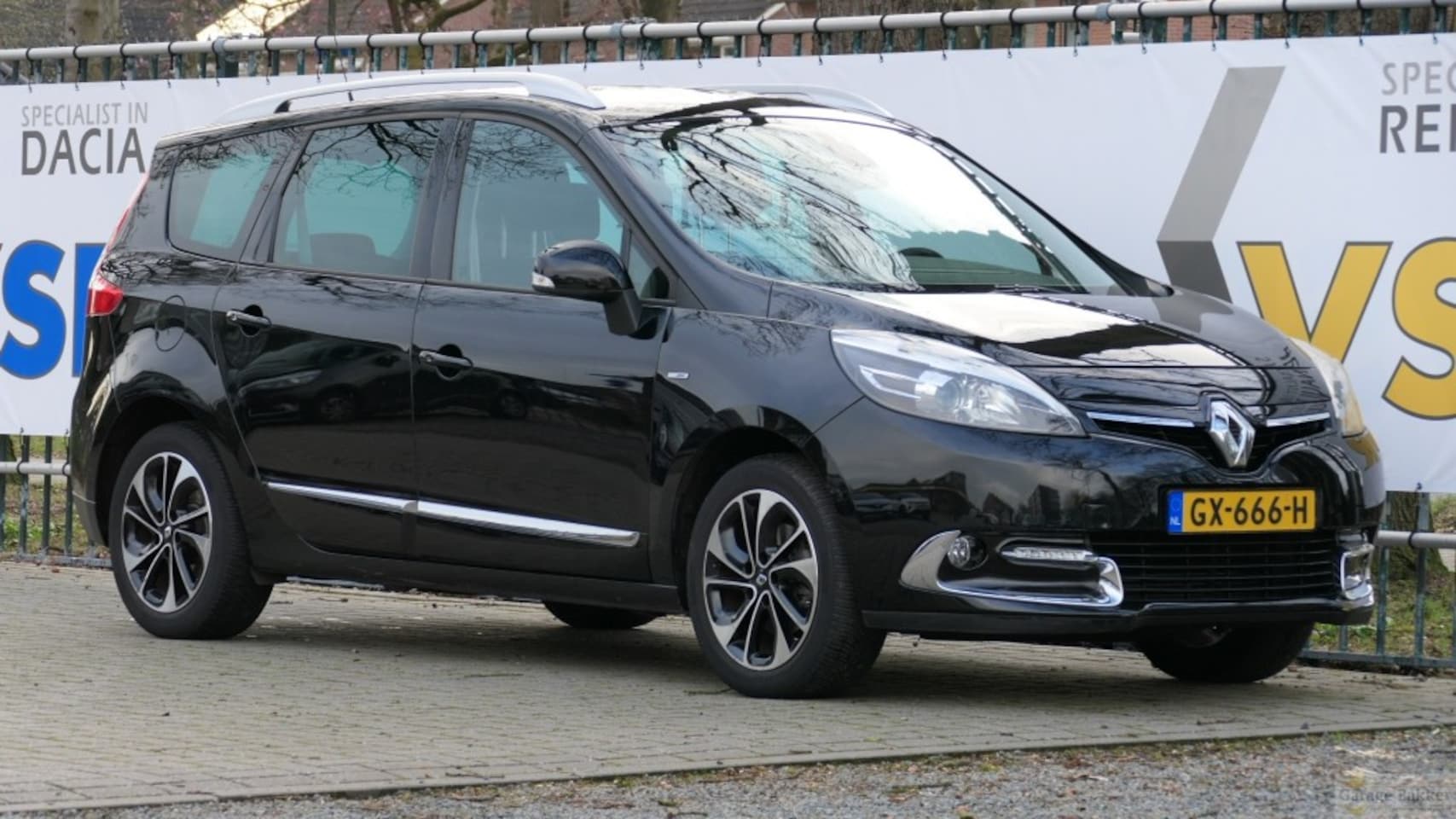 Renault Grand Scénic - dCi 110 Bose 7pers. - AutoWereld.nl