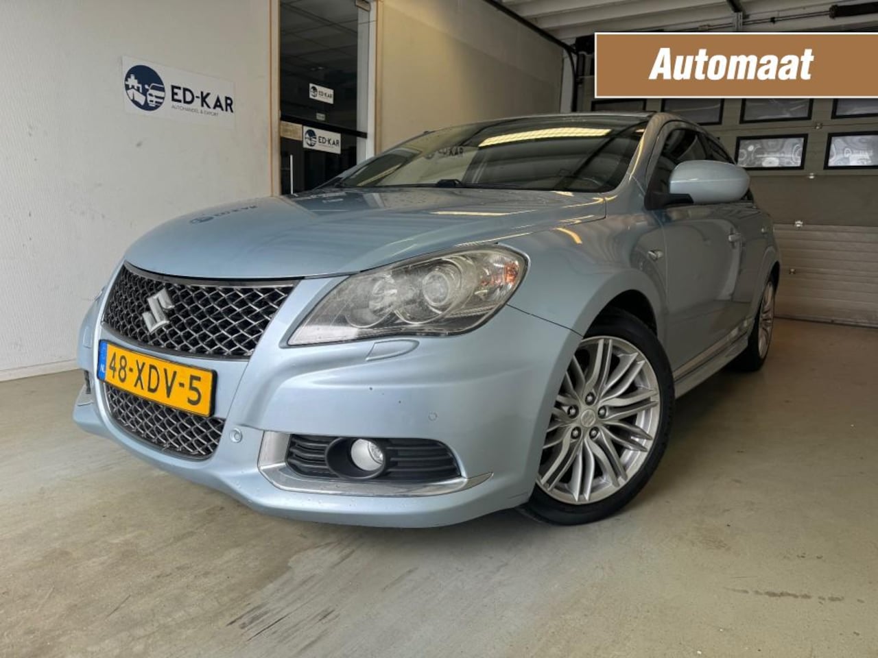 Suzuki Kizashi - 2.4 Sport 4WD AUT LEER NAP nette auto - AutoWereld.nl