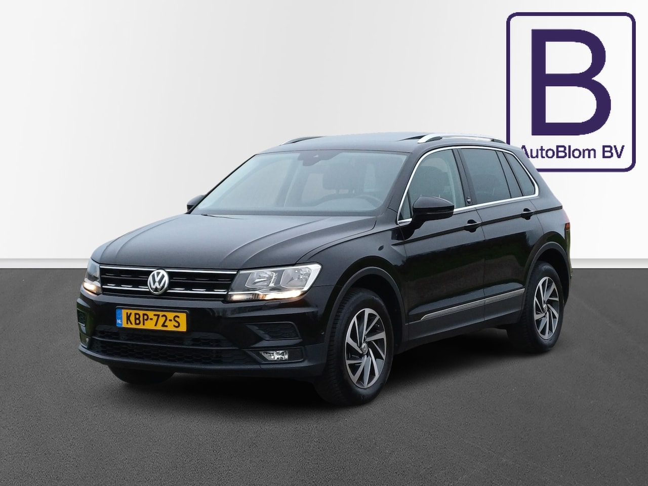 Volkswagen Tiguan - 2.0 TSI 4Motion Sound /Pano/Camera/DigiDash/Trekh/Carplay/Cruise/ - AutoWereld.nl