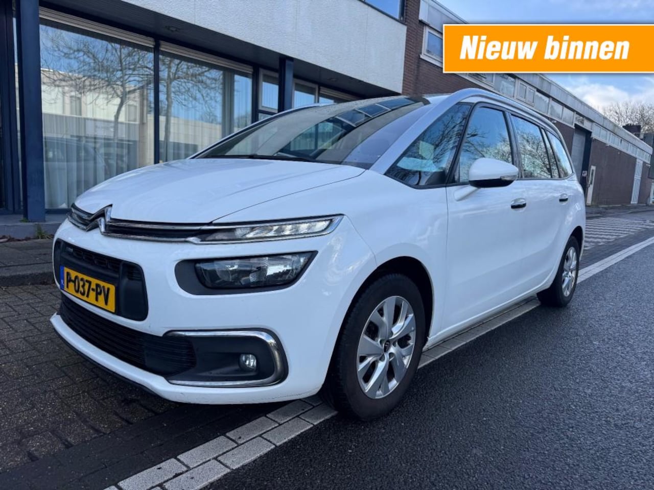 Citroën Grand C4 Picasso - 1.2 PureTech Feel CLIMA NAVI 7PERS GOEDONDERHOUDEN - AutoWereld.nl