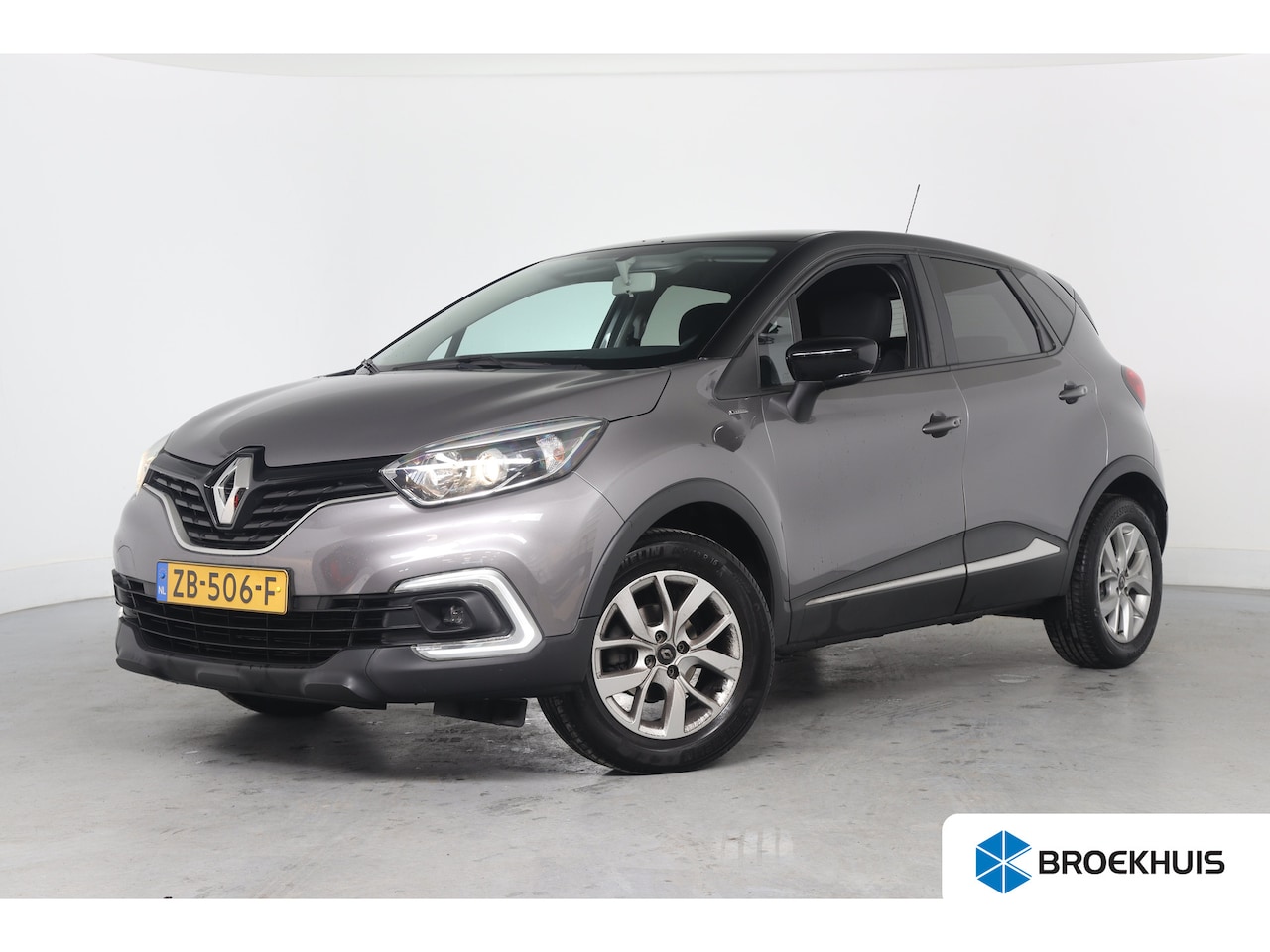 Renault Captur - 0.9 TCe Limited | Trekhaak | Navigatie | Airco | PDC | Dealer onderhouden | Cruise control - AutoWereld.nl