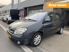 Renault Scénic - Scenic 1.6-16V Expression AUT CLIMA TREKHAAK NAP APK 9-2026