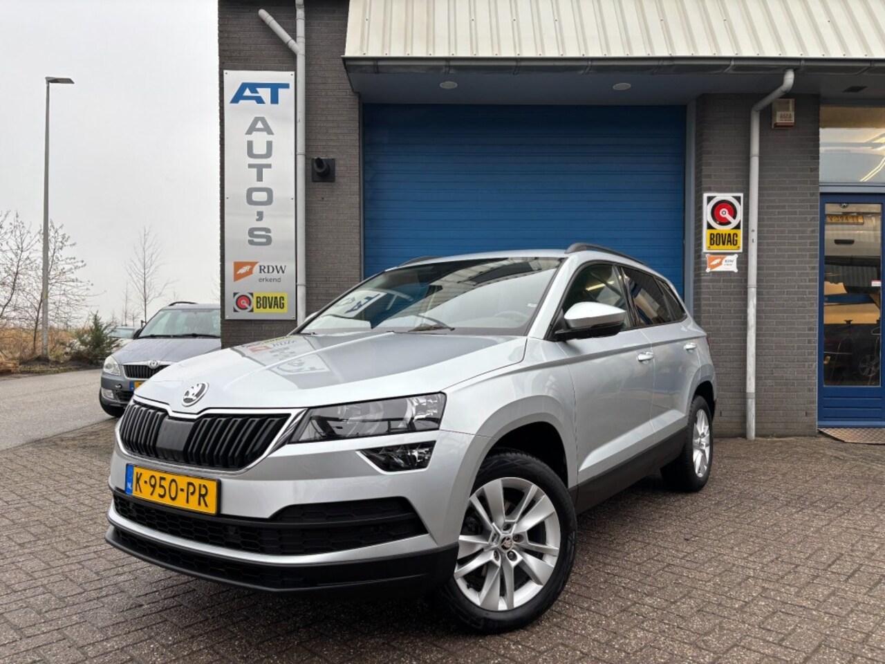 Skoda Karoq - 1.5 TSI ACT BUS. ED. - AutoWereld.nl