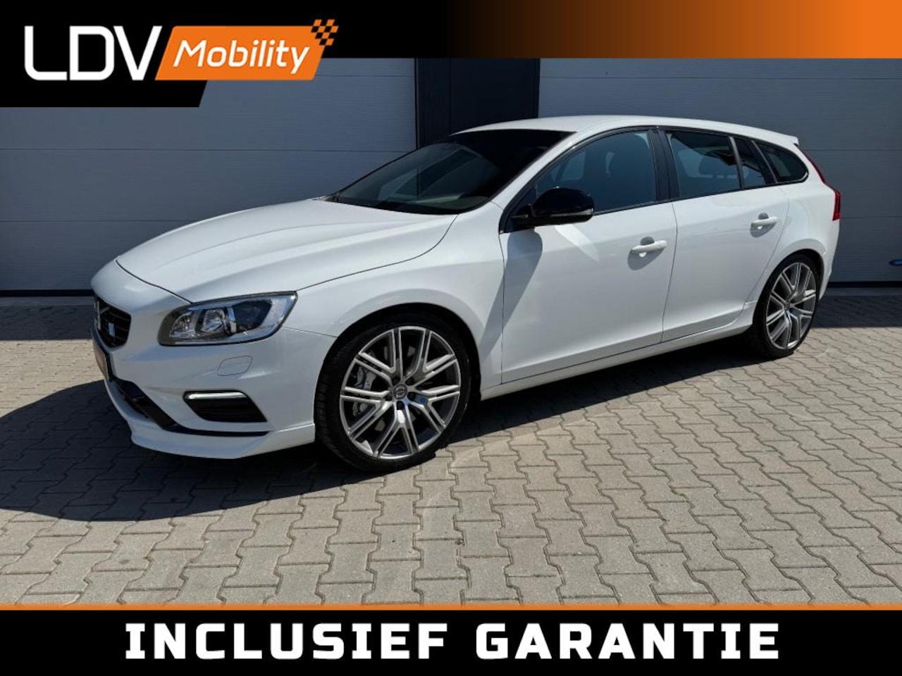 Volvo V60 - T6 AWD POLESTAR 367PK / UNIEKE KM STAND / AUTOMAAT / VOLLEDI - AutoWereld.nl