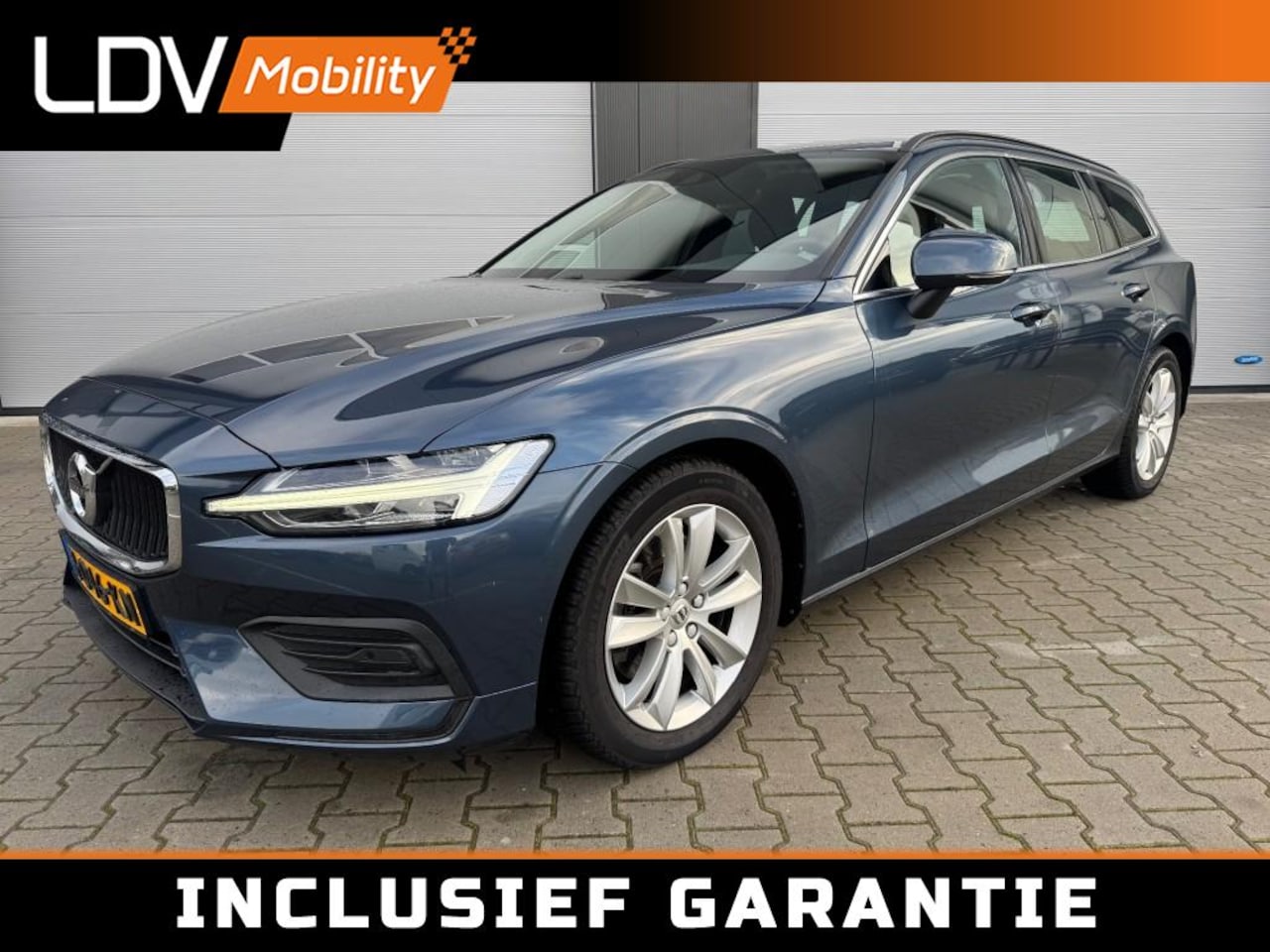 Volvo V60 - 2.0 B3 MILD-HYBRIDE / MOMENTUM BUSINESS / Apple carplay / Adaptieve Cruise controle / NAP - AutoWereld.nl