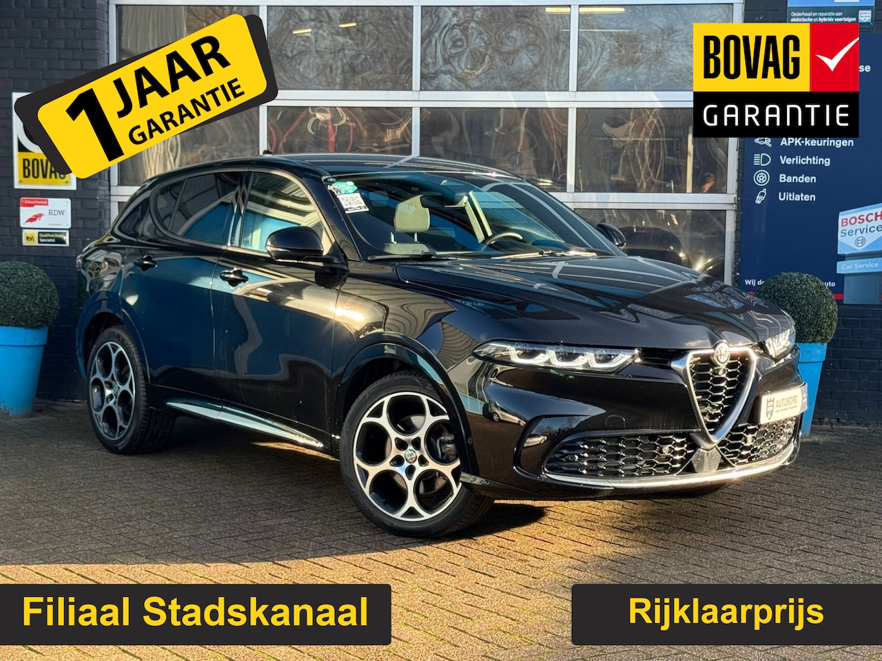 Alfa Romeo Tonale - 1.5T Hybrid Ti | 19"lichtmetalen velgen - Diamond Cut Dark | Achteruitrijcamera | Ambient - AutoWereld.nl