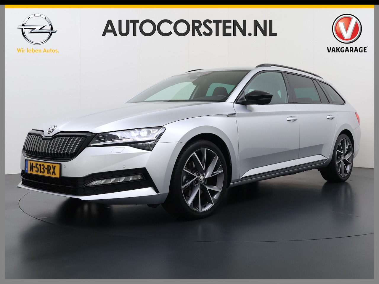 Skoda Superb Combi - T218PK iV PHEV AUT-6 Sportline BS Elektr.+Geheugen-Sport-Stoelen+Verwarmd Trekhaak Virtual - AutoWereld.nl