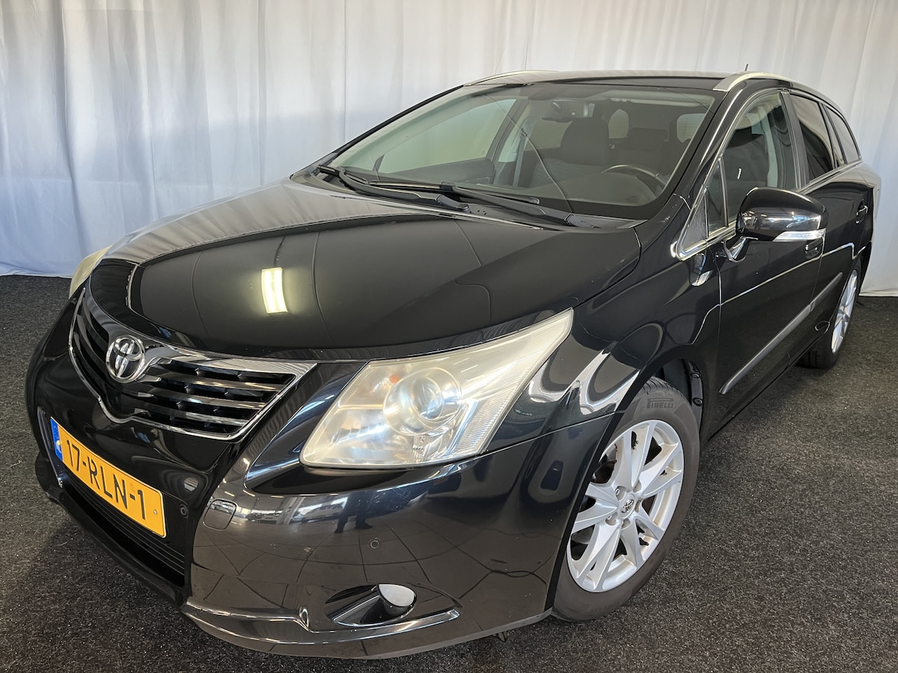 Toyota Avensis Wagon - 1.8 VVTi Business ECC/CAMERA/CRUISE/LMV/NAP - AutoWereld.nl