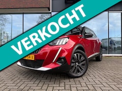 Peugeot 2008 - 1.2 Turbo GT-Line 155pk - Automaat - Panodak - Navi - Winterpakket - Climate