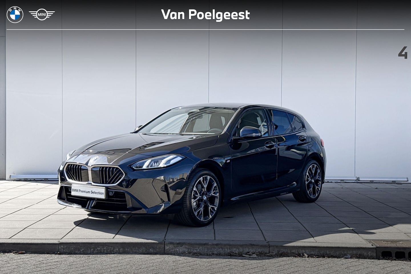 BMW 1-serie - 120 M Sport Design Edition 18 Inch / Achteruitrij Camera / Stoelverwarming / Afneembare Tr - AutoWereld.nl