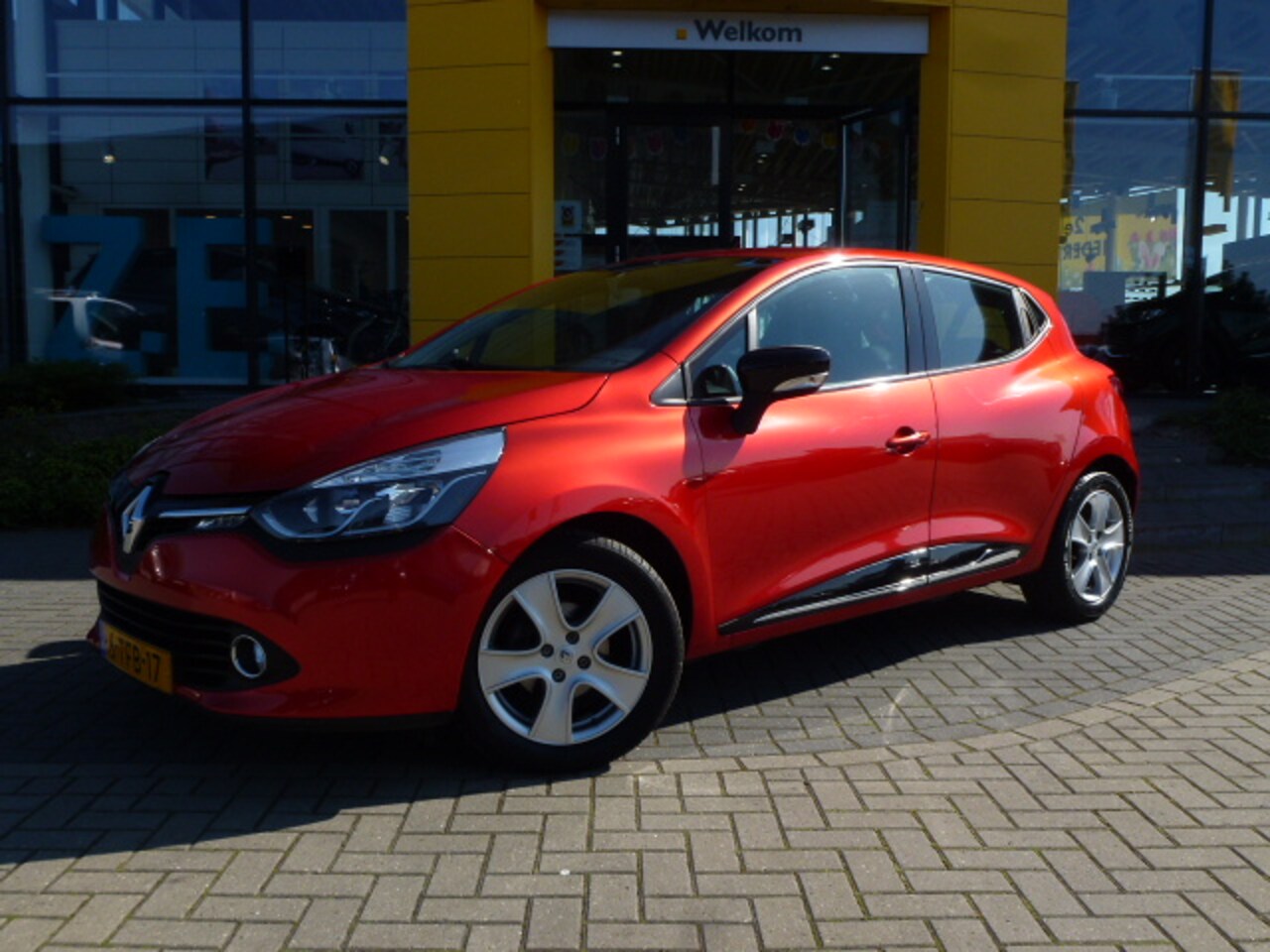 Renault Clio - TCe 90 Expression - AutoWereld.nl