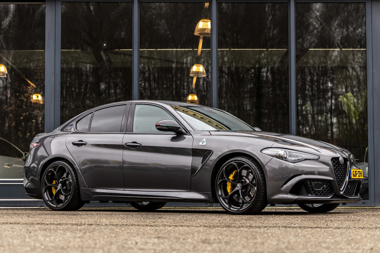 Alfa Romeo Giulia - 2.9 V6 Quadrifoglio 2.9 V6 Quadrifoglio - AutoWereld.nl