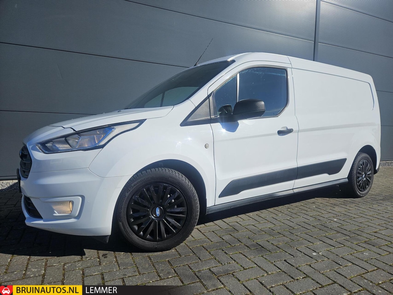 Ford Transit Connect - 1.5 EcoBlue L2 Airco Navi Cam Trekhaak - AutoWereld.nl