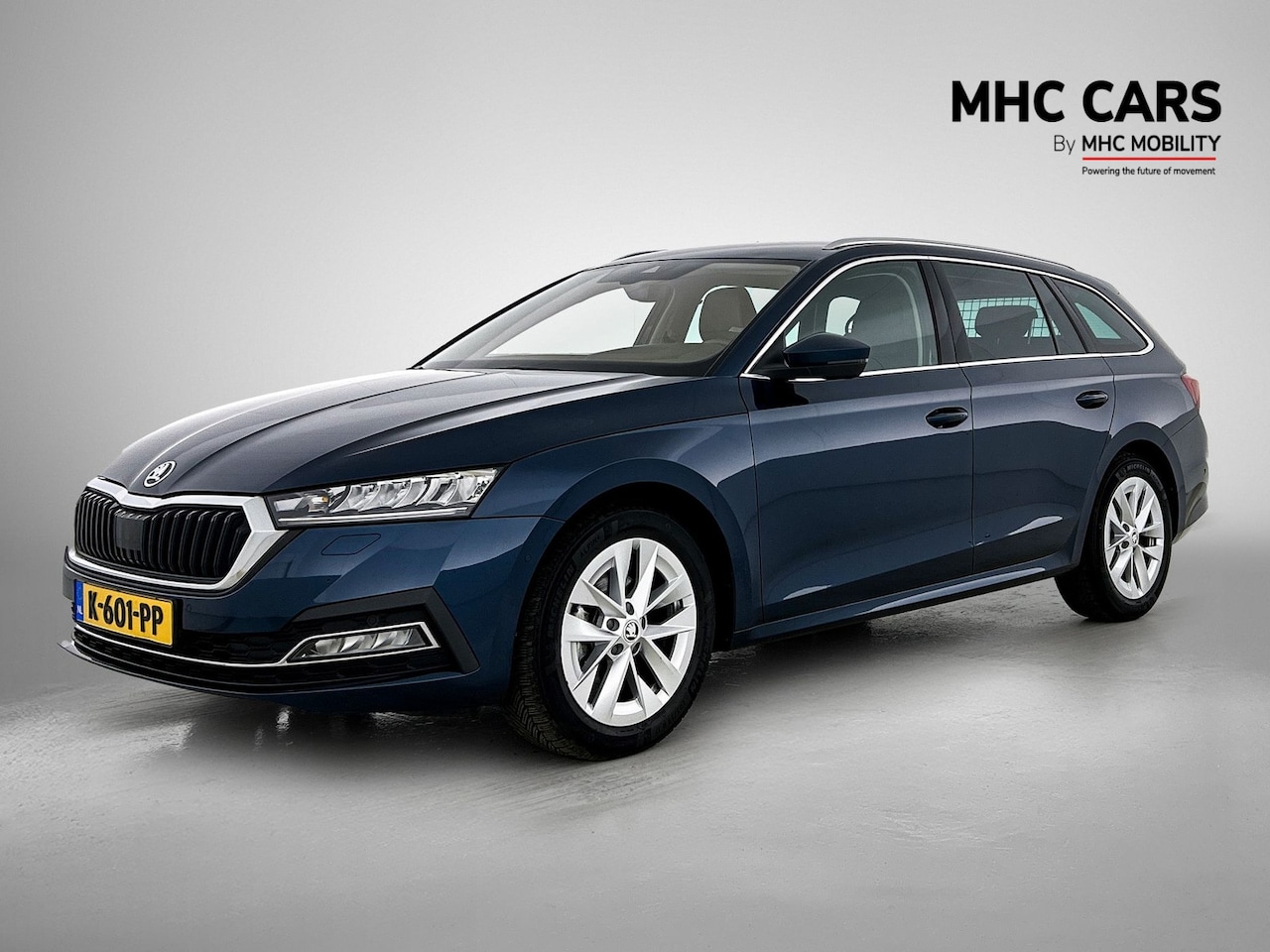 Skoda Octavia Combi - 1.0 e-TSI Business Edition Plus | Trekhaak | Leder | Clima | - AutoWereld.nl