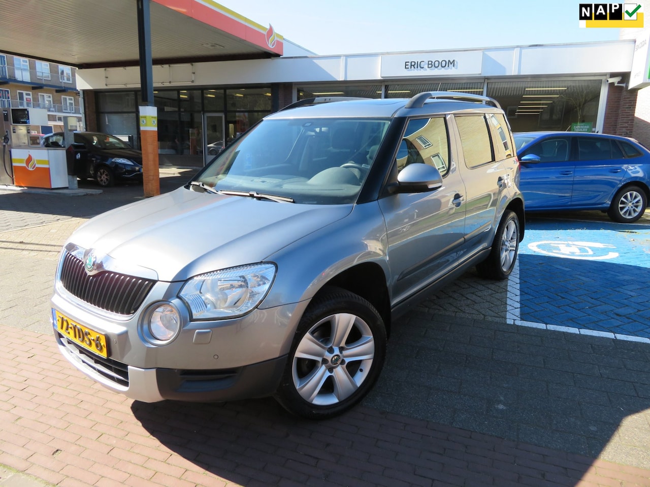 Skoda Yeti - 1.2 TSI AUTOMAAT DSG ELEGANCE , PANO. DAK 177dKM! DEALER ONDERHOUDEN! - AutoWereld.nl