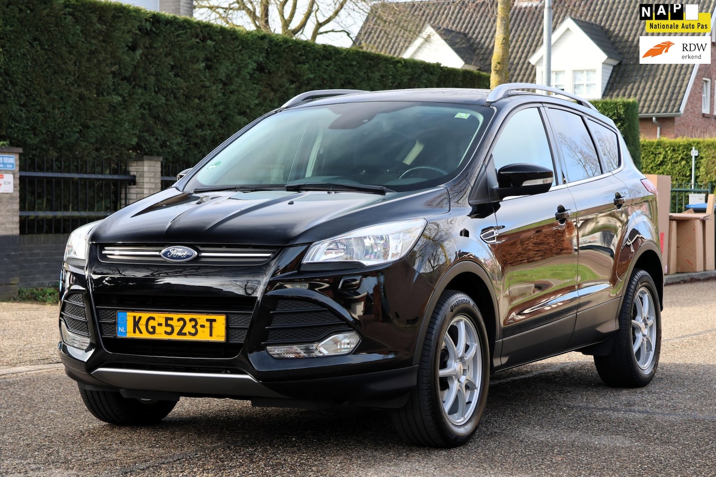 Ford Kuga - 1.5 Titanium | NAVI | CLIMA | CRUISE | TREKHAAK | ZEER MOOIE GOED ONDERHOUDEN AUTO | - AutoWereld.nl