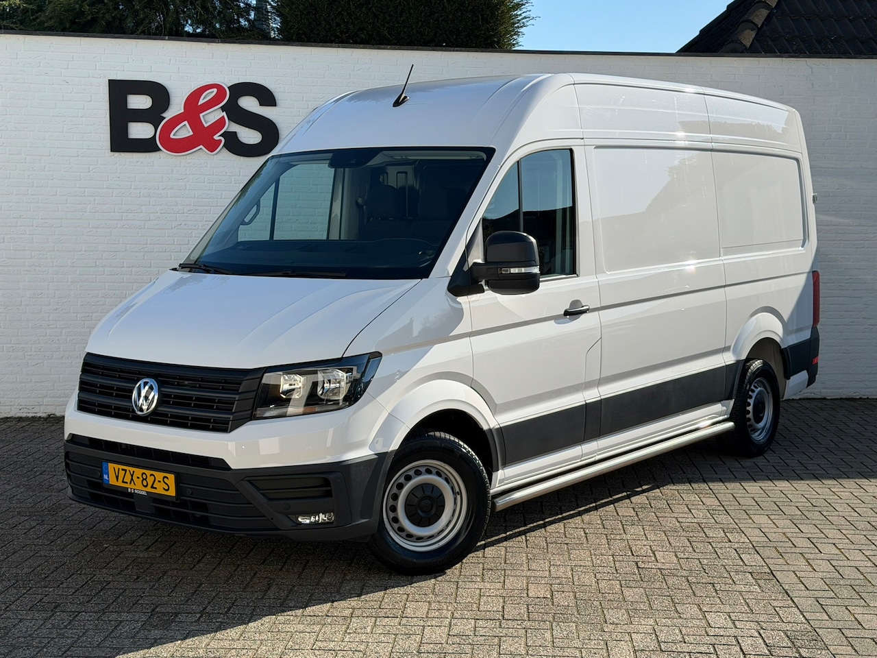 Volkswagen Crafter - 35 2.0 TDI L3H3 Euro 6 Airco Pdc Carplay Dab+ Cruise Trekhaak Garantie - AutoWereld.nl