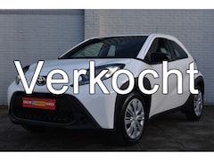 Toyota Aygo X - 1.0 VVT-i MT Play Handgeschakeld 72pk | Achteruitrijcamera | Apple Carplay & Android Auto