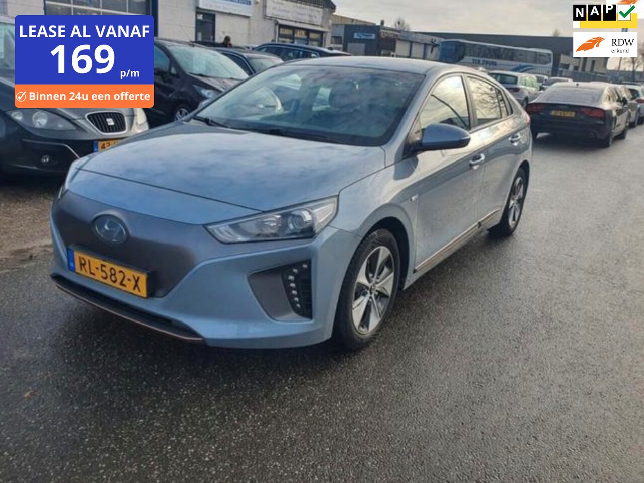 Hyundai IONIQ - Comfort EV Automaat NAV.+Clima Bj.:2018 NAP! - AutoWereld.nl