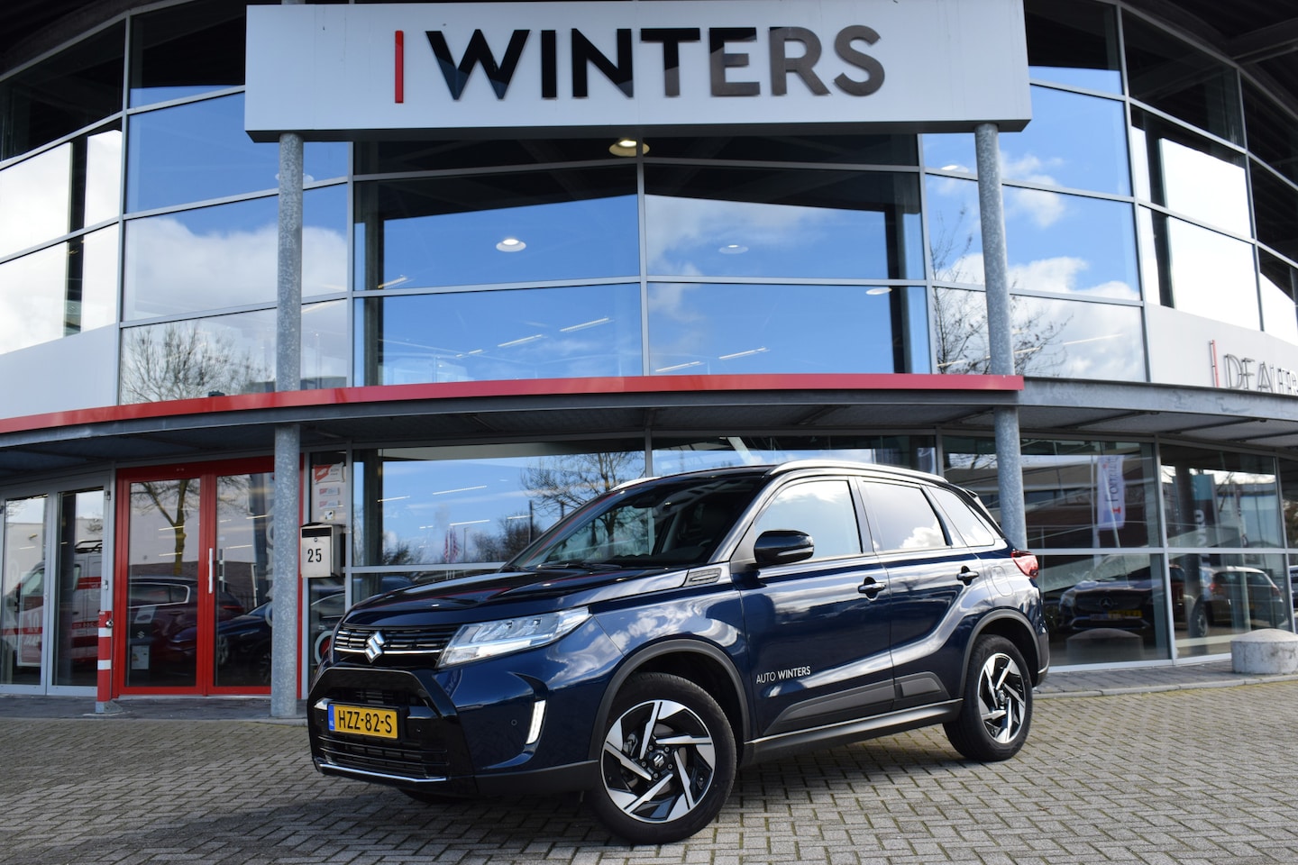 Suzuki Vitara - 1.4 Boosterjet Smart Hybrid Style | Automaat | Navigatie | Stoelverwarming | Tot 10 Jaar g - AutoWereld.nl