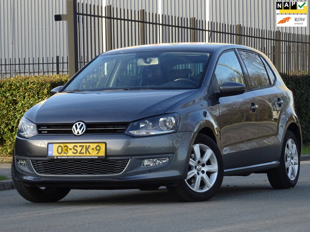 Volkswagen Polo - 1.2 TSI Highline 5DRS NAP/CARPLAY/CRUISE/APK - AutoWereld.nl