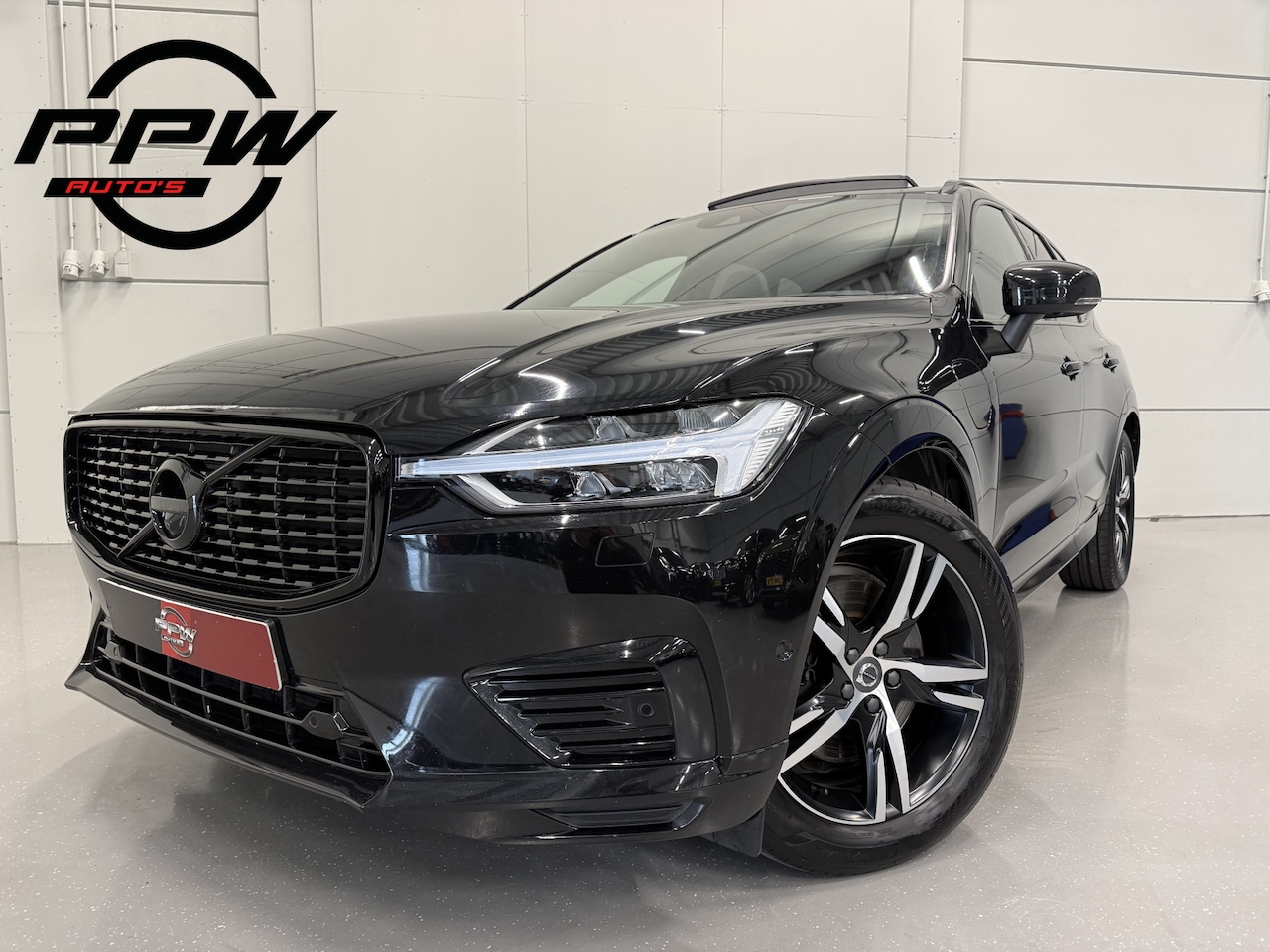 Volvo XC60 - T8 Recharge AWD R-Design PANO/LUCHTVERING/HEAD-UP/H&K/360CAMERA/MEMORY+VENTILATIE/NAPPA-LE - AutoWereld.nl