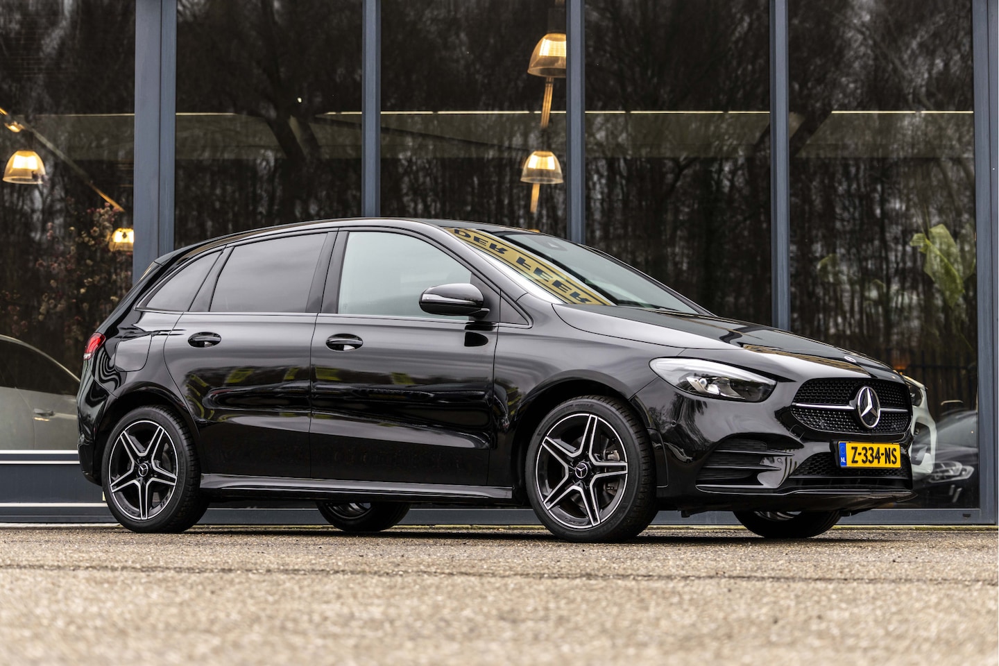 Mercedes-Benz B-klasse - 250 e Premium Plus 250 e Premium Plus - AutoWereld.nl