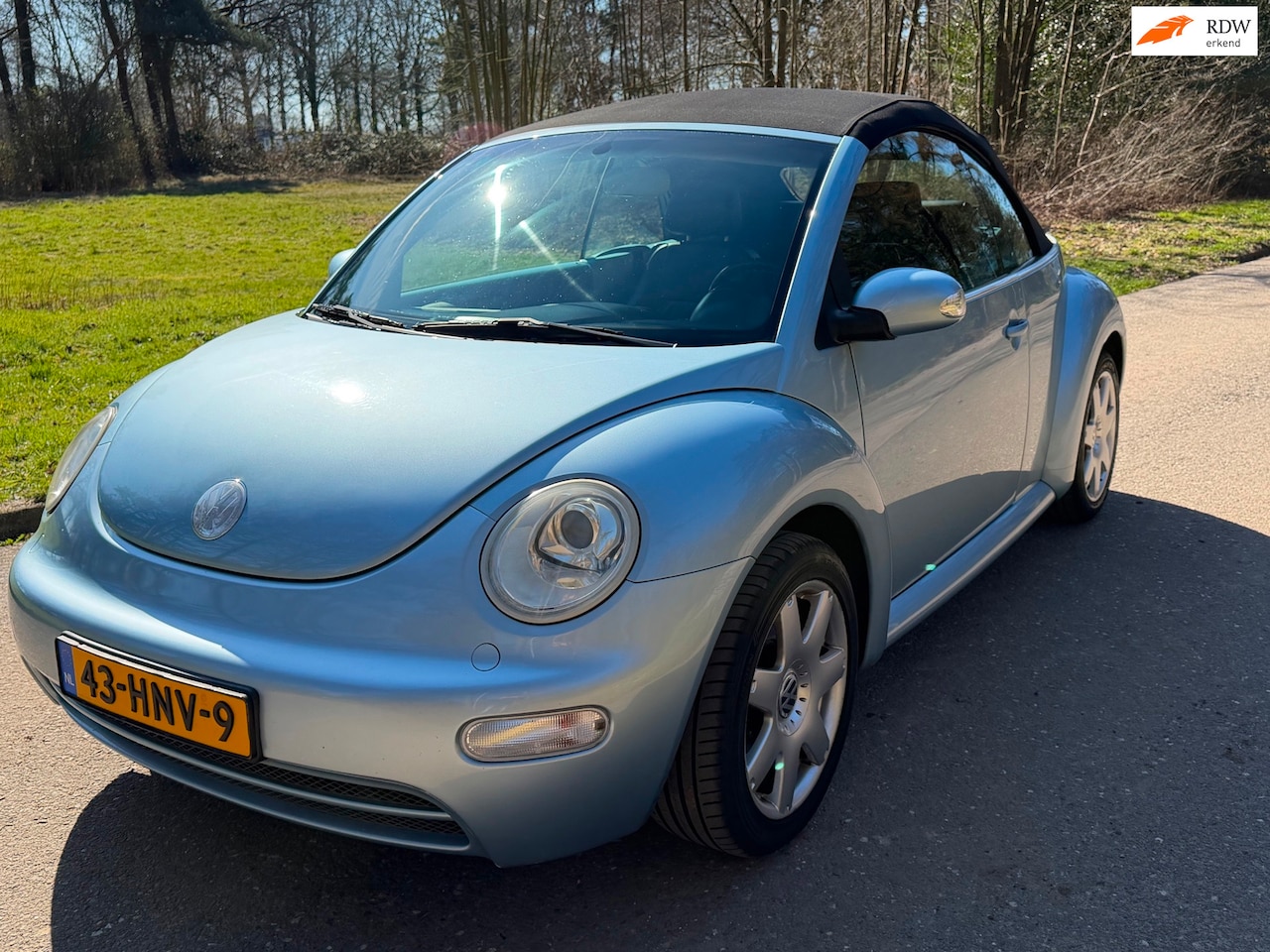 Volkswagen New Beetle Cabriolet - 1.9 TDI Turijn Comfort Xenon Leder - AutoWereld.nl