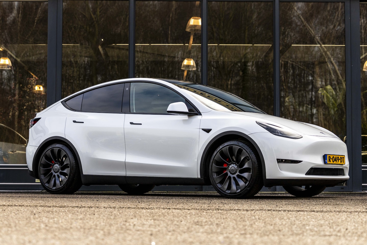 Tesla Model Y - Performance AWD 75 kWh - AutoWereld.nl