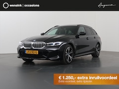 BMW 3-serie Touring - 330e xDrive | M-Sport | Panoramadak | HUD | Curved Display | Ele.verstelbare stoelen + Geh