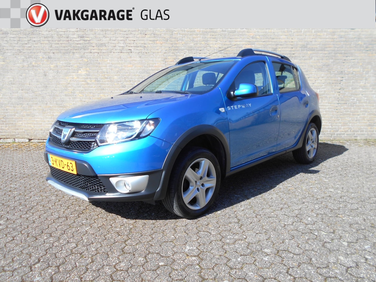Dacia Sandero Stepway - 0.9 Tce 90pk Lauréate Navi / PDC / Haak - AutoWereld.nl