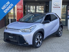 Toyota Aygo X - Hybrid 115 pulse NIEUW MODEL PARK-SENSOREN KEYLESS CLIMA CAMERA AD-CRUISE 17'' LM-VELGEN L