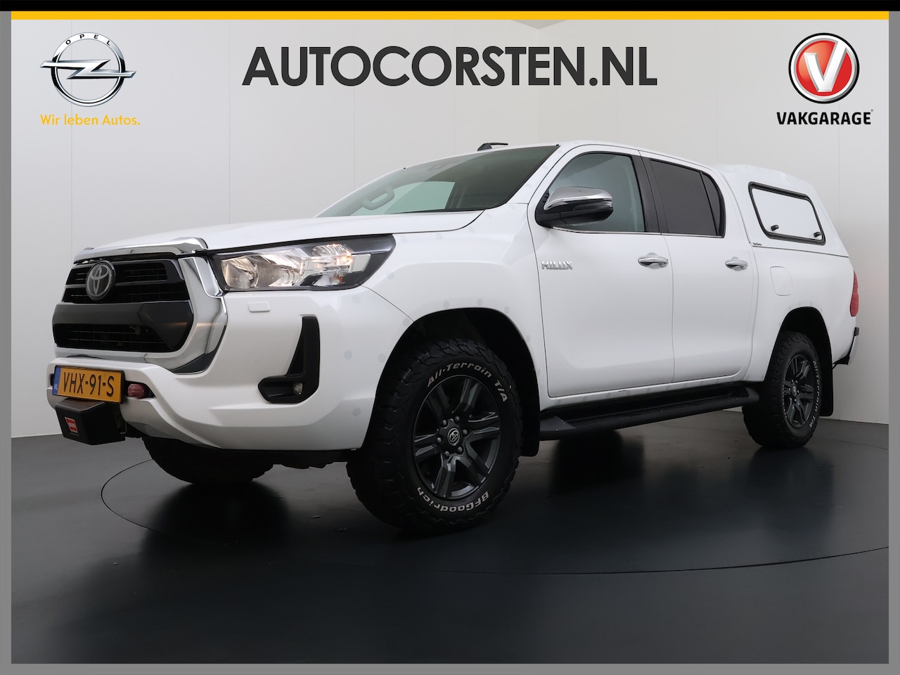 Toyota HiLux - 2.4 D-4D 4WD AUT-6 Double Cab Professional Lier Canopy Hardtop (Huif) Trekhaak Navi* via A - AutoWereld.nl