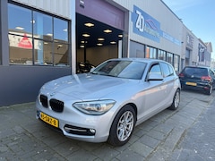 BMW 1-serie - 118i Business Aut Xenon Led Koppakinglek
