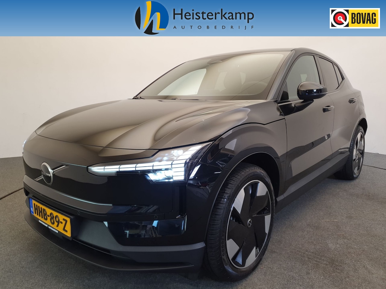 Volvo EX30 - Single Motor Extended Range Plus 69 kWh Trekhaak, Harman Kardon - AutoWereld.nl