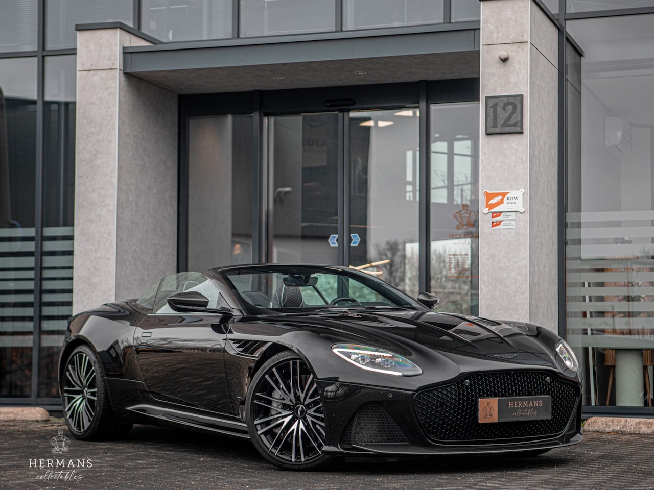 Aston Martin DBS Volante - 5.2 V12 Superleggera / B&O 3D / Carbon / Track Mode - AutoWereld.nl