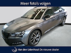 Skoda Superb Combi - 1.4 TSI iV 218pk PHEV Sportline Business / Trekhaak / 360 Camera / Elektrische achterklep