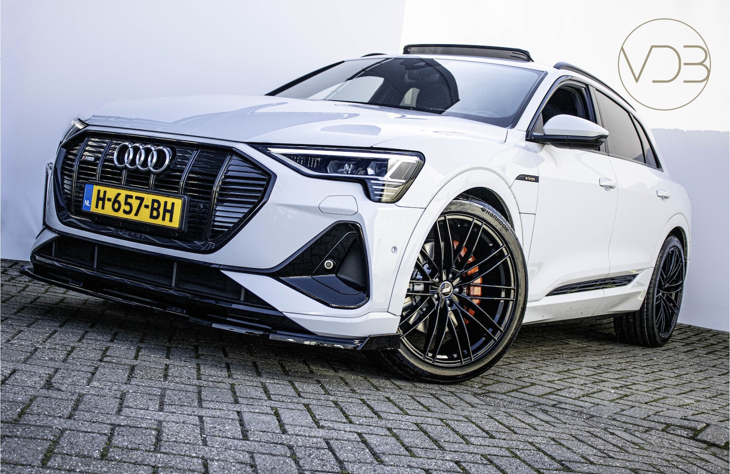 Audi e-tron - 50 SOH 92% 22inch S-Line Black optiek PANORAMA Origineel NL - AutoWereld.nl