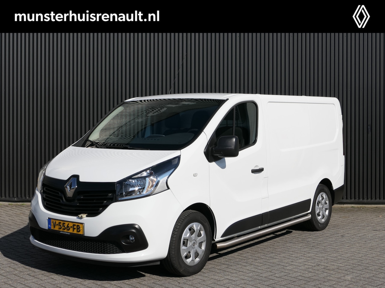 Renault Trafic - 1.6 dCi T27 L1H1 Comfort Energy - Dealer onderhouden! - Trekhaak - Betimmering lat/lat - C - AutoWereld.nl