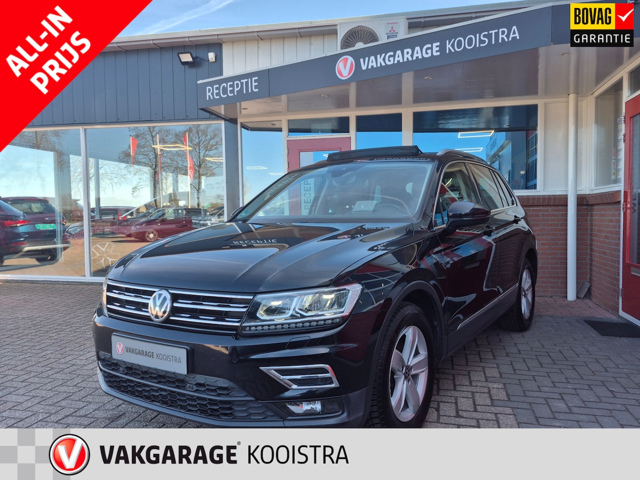 Volkswagen Tiguan - 1.4 TSI ACT Highline|Pano|Head-Up|Navi|Trekhaak - AutoWereld.nl