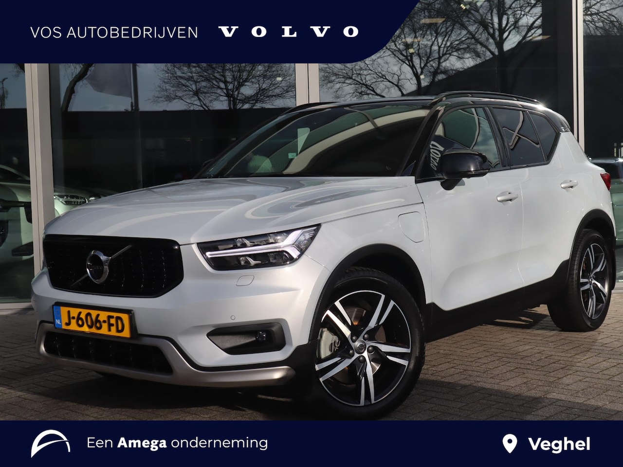 Volvo XC40 - 1.5 T5 Recharge R-Design | Trekhaak | Memory | 360 camera | Vos geleverd & onderhouden | L - AutoWereld.nl
