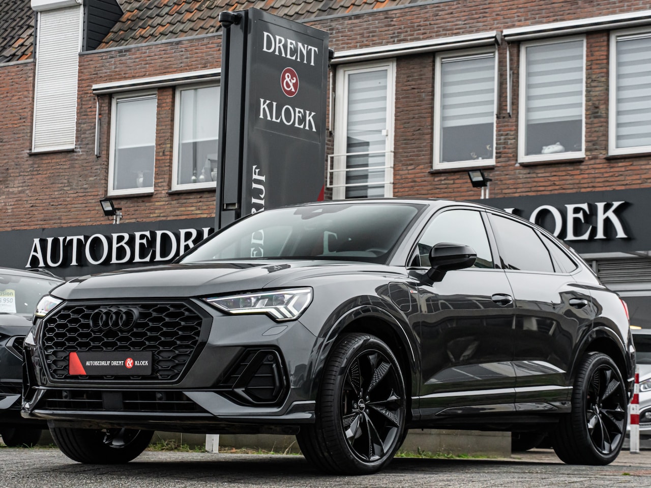 Audi Q3 Sportback - 45 TFSI e S Edition SONOS 20 INCH CAMERA BLACK OPTIC FULL LED VIRTUAL DASH STOELVERW - AutoWereld.nl