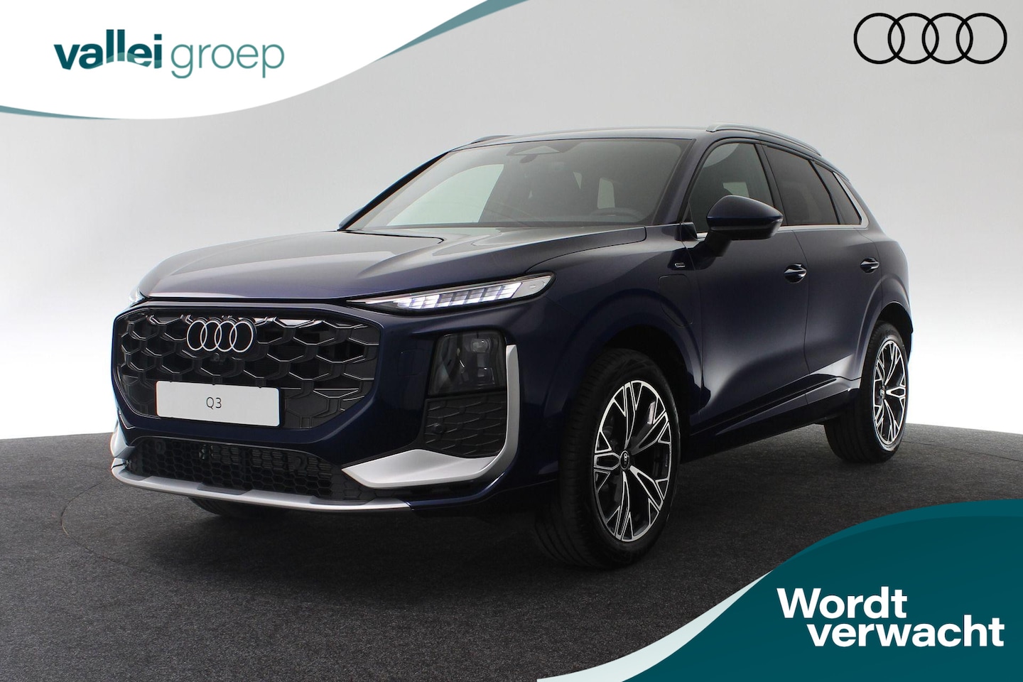 Audi Q3 - S edition e-hybrid 272 pk | Tech plus | Velgen 19 inch | Sportstoelen zwart leder-kunstled - AutoWereld.nl