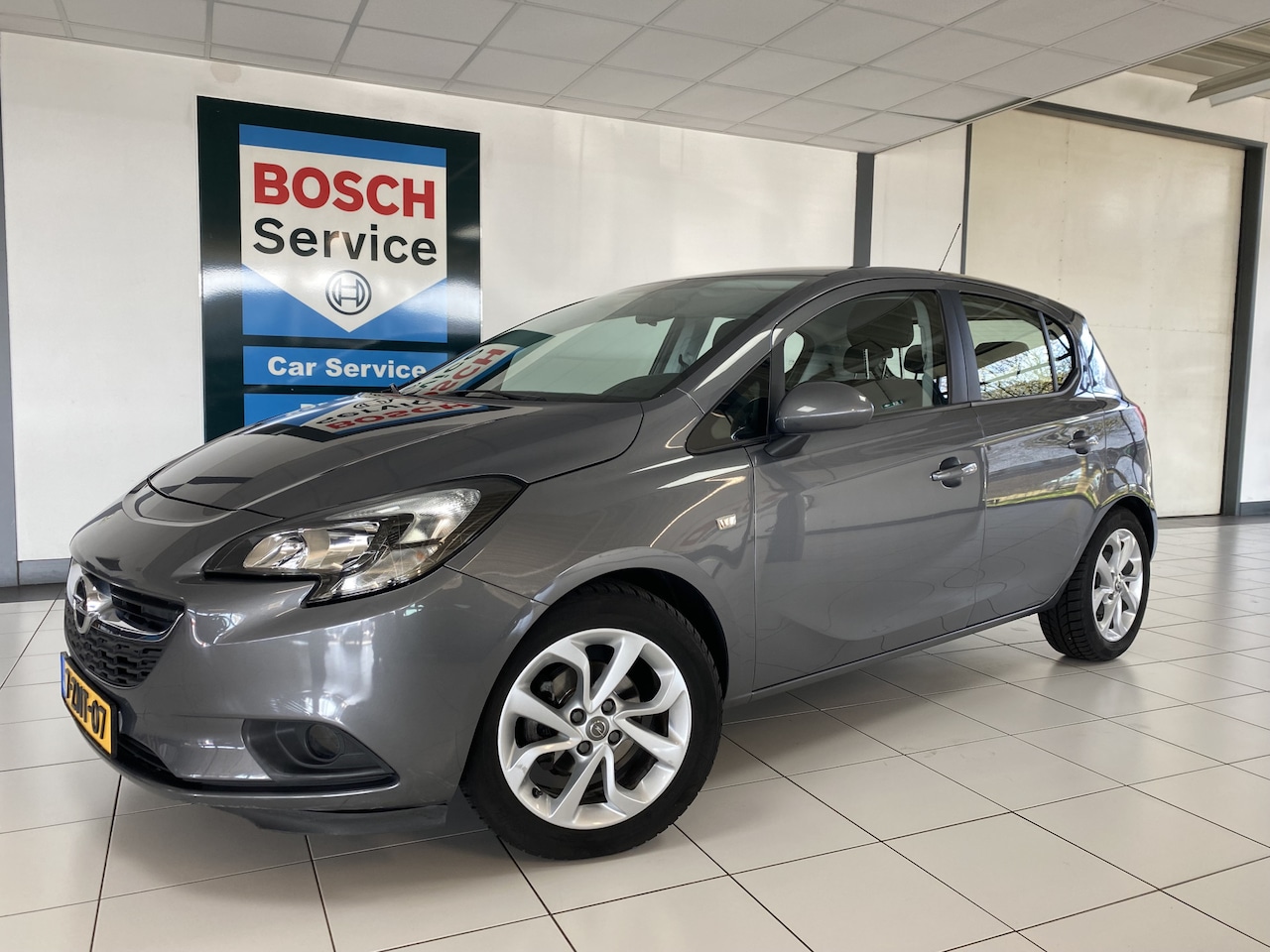 Opel Corsa - 1.4 Edition 5 drs Airco / Cruise controle - AutoWereld.nl