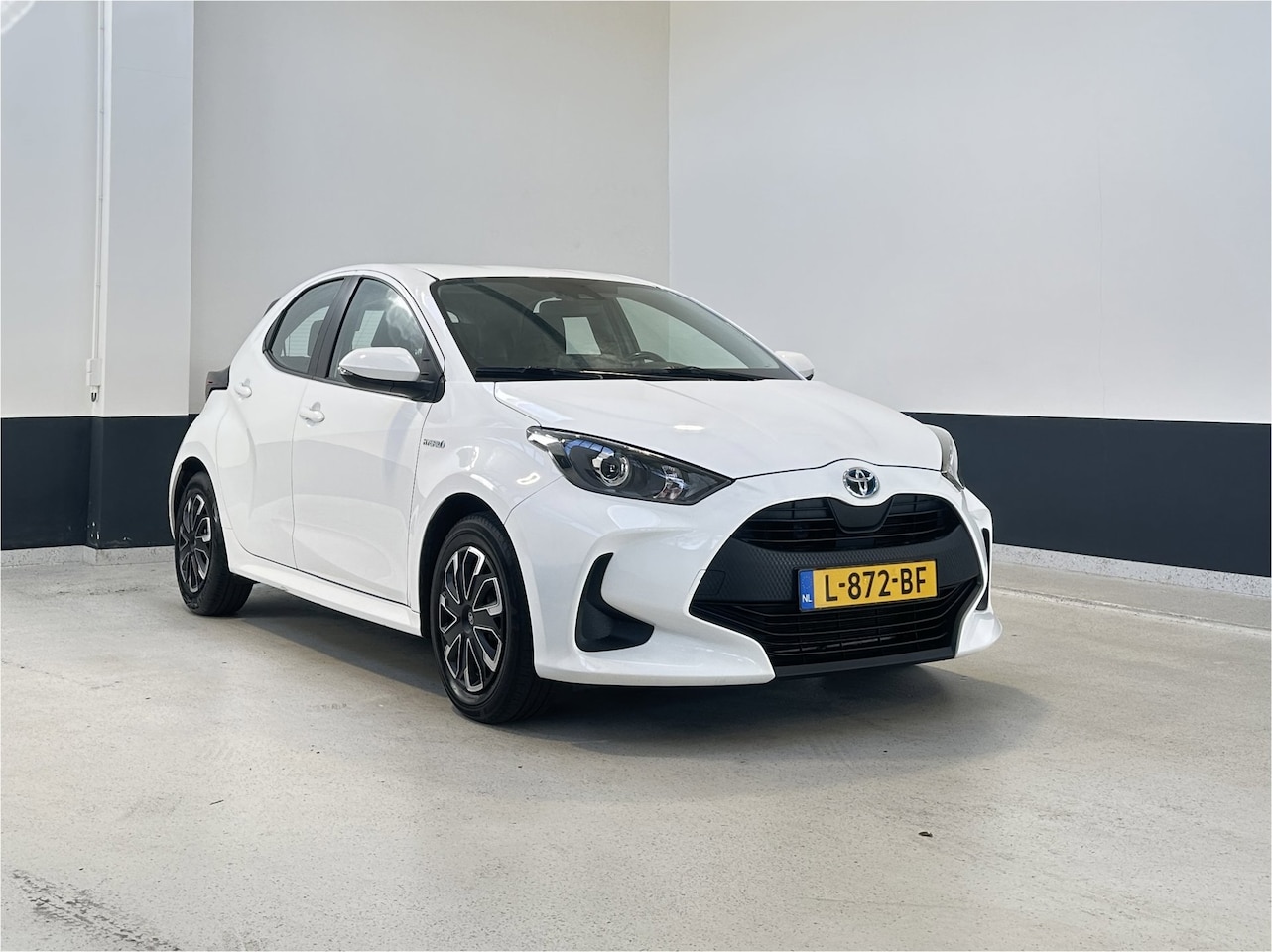 Toyota Yaris - 1.5 Hybrid Active | Camera | Carplay/ Android Auto| PDC | NL | 2 EIg| - AutoWereld.nl