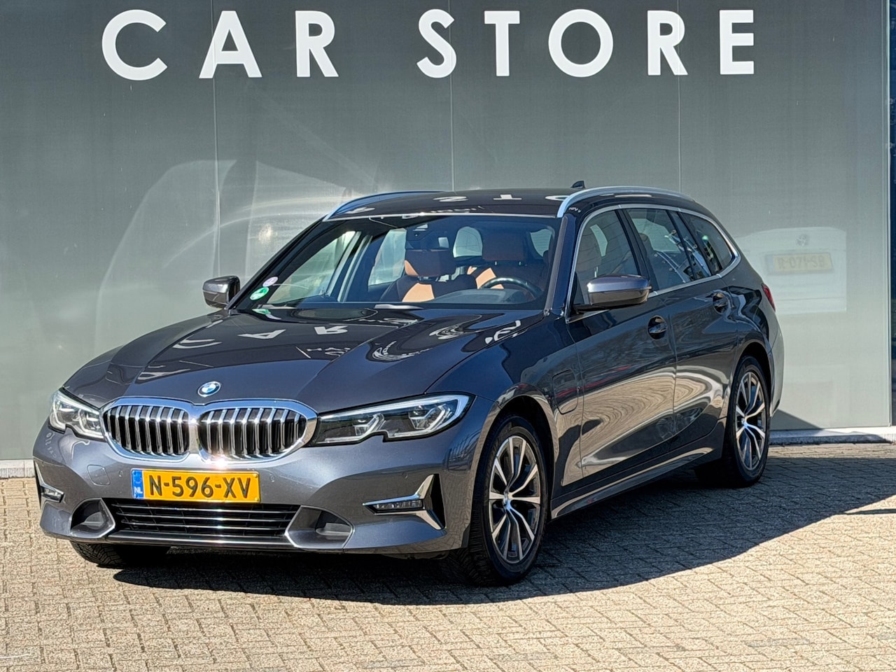BMW 3-serie Touring - 320e Business Edition Plus LASER 1E EIGENAAR - AutoWereld.nl